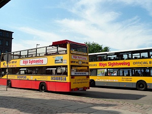 City Tour double-decker bus (hop on-hop off)